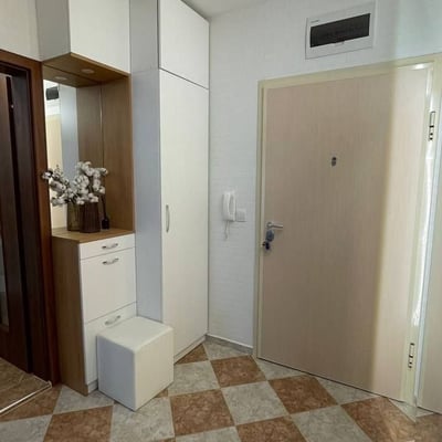 Alquiler de un amplio apartamento de 2 habitaciones, barrio Briz, Varna, Bulgaria